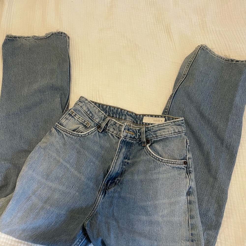 H&M Women's Light Blue Straight Leg Jeans